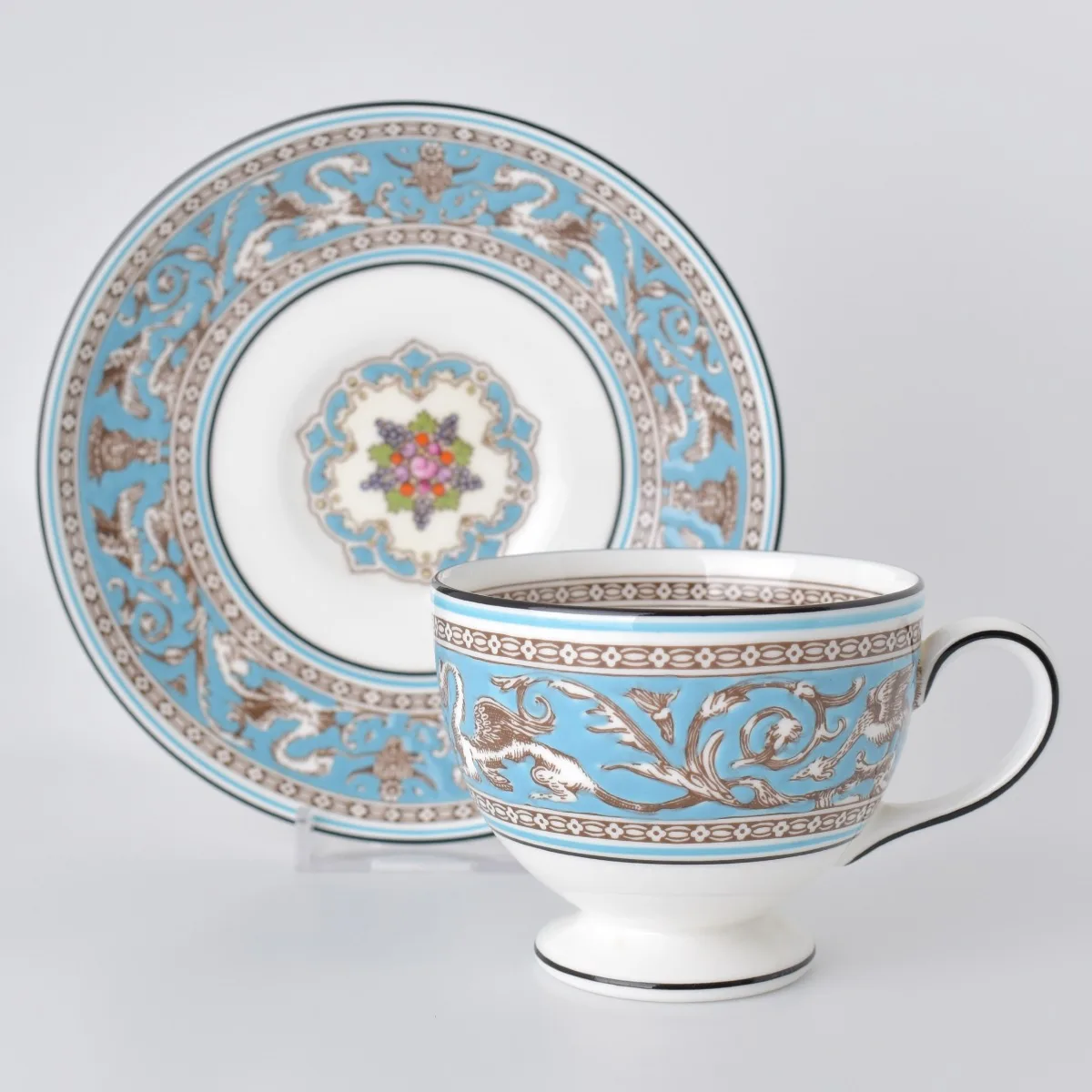 Wedgwood Florentine Turquoise "Tách trà Leigh 200 ml kèm đĩa"