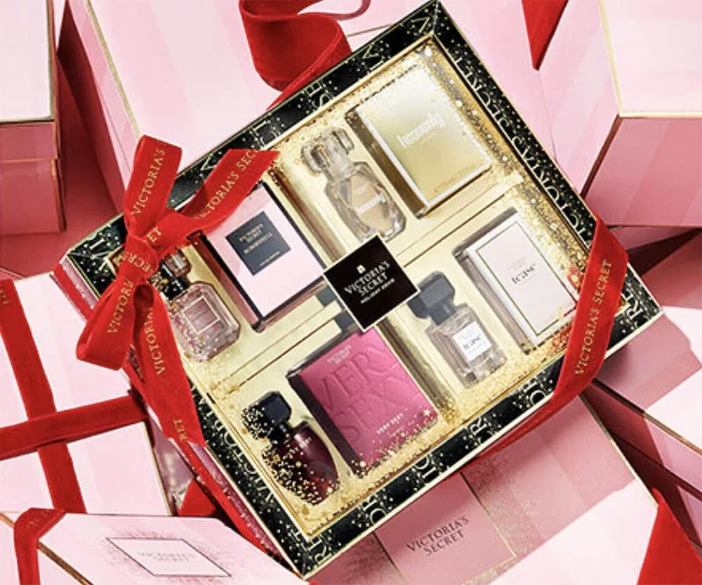 Bộ quà Noel nước hoa Victoria's Secret Holiday 2020 EDP 7.5ml x 4 Chai – Wowmart VN | 100% hàng ngoại nhập
