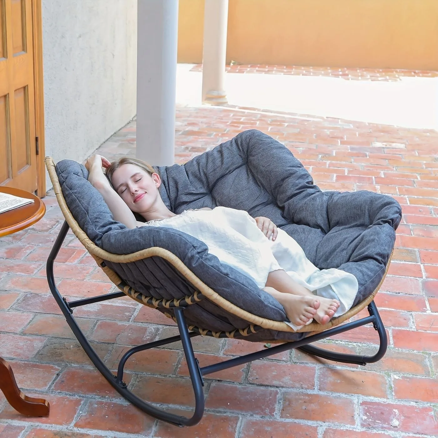 15+ Mẫu Ghế Sofa Bập Bênh Thư Giãn Đẹp, Chất Lượng