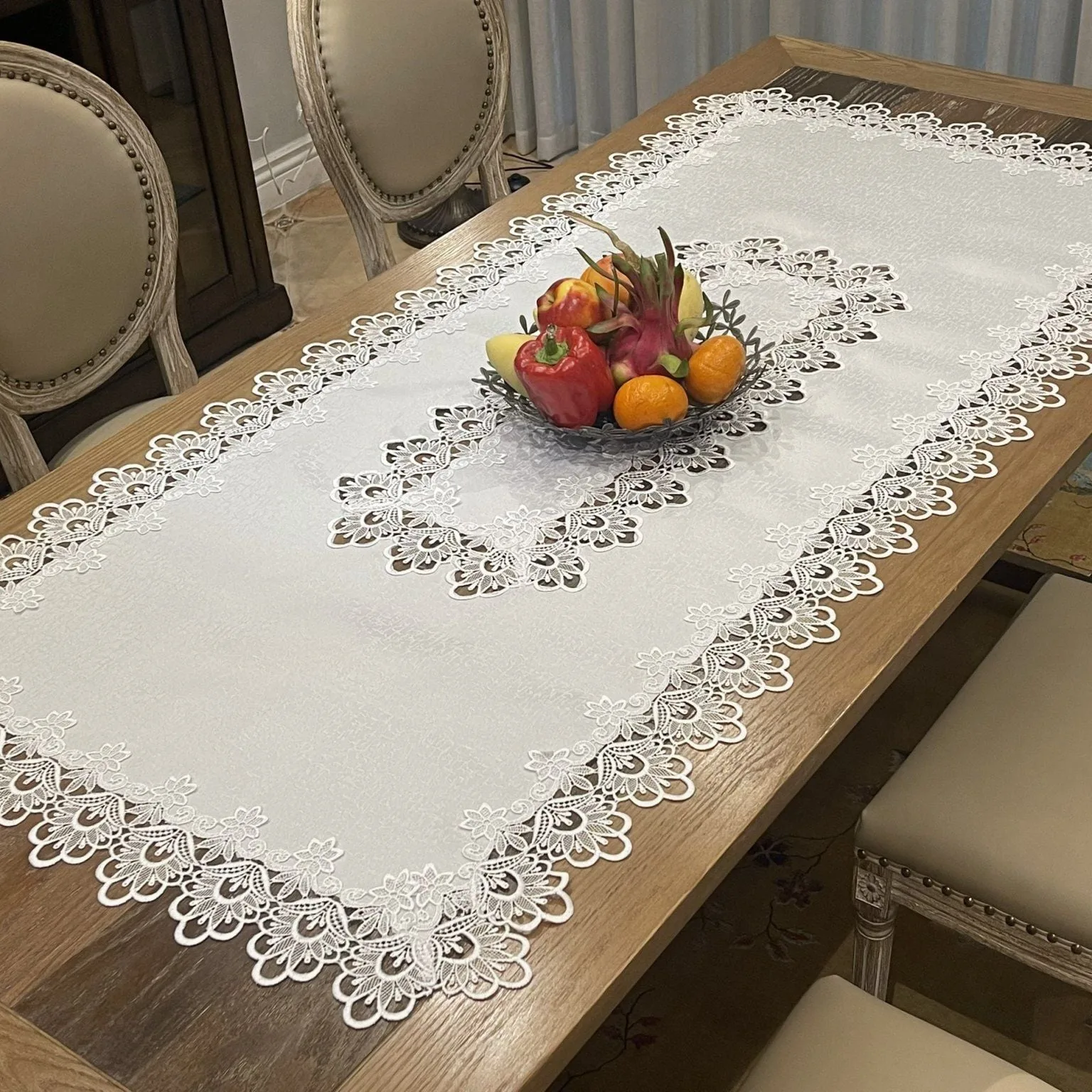 Khăn lót lọ hoa hình tròn vải gấm phối ren 170d – Khăn trải bàn equilhome