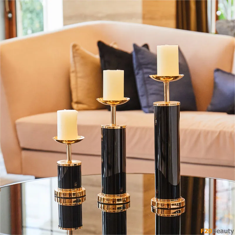 Set 3 chiếc chân nến kim loại hiện đại