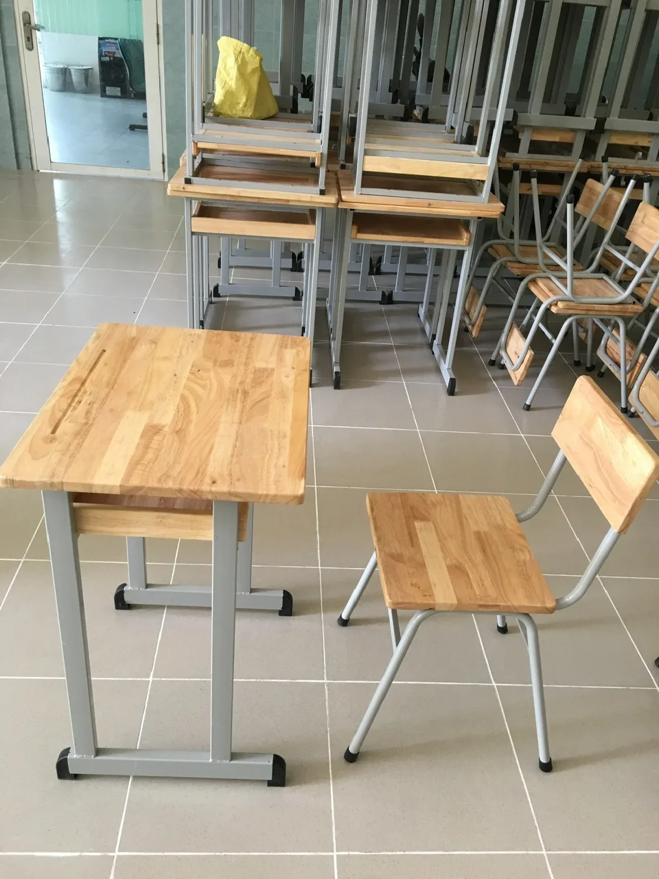 BỘ BÀN GHẾ HỌC SINH TIỂU HỌC