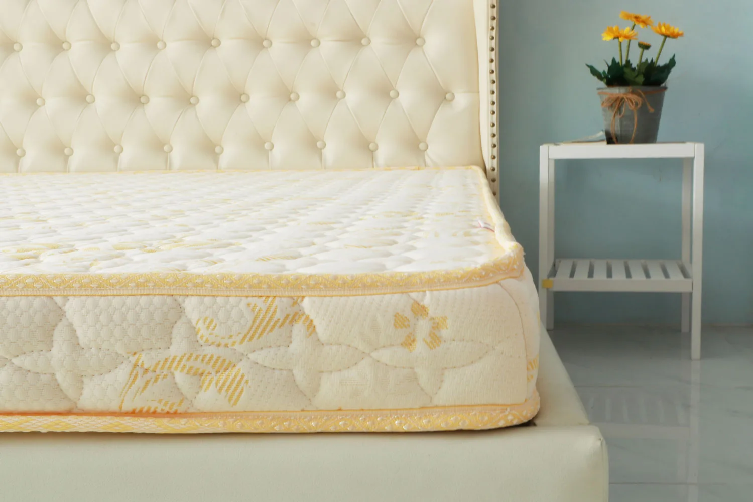Nệm bông ép có chân Nsleep