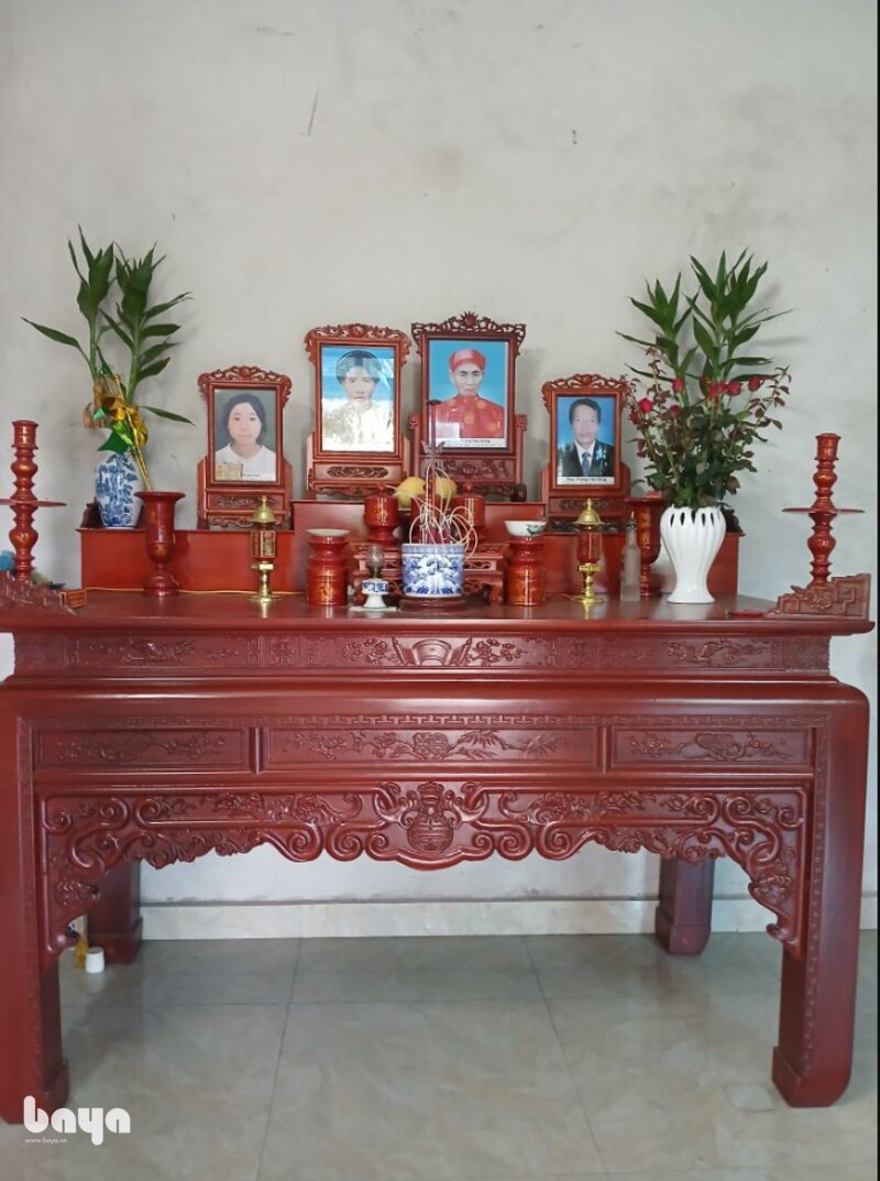 Bàn thờ - Cân đối với căn phòng Bàn thờ - Cân đối với căn phòng